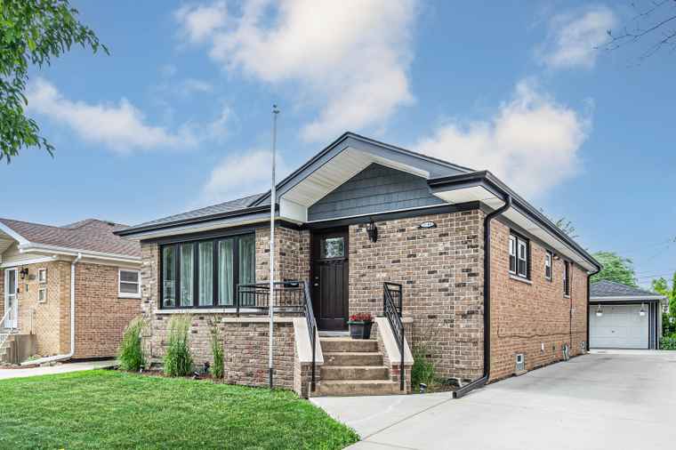 Photo of 7644 W Norridge St Norridge, IL 60706