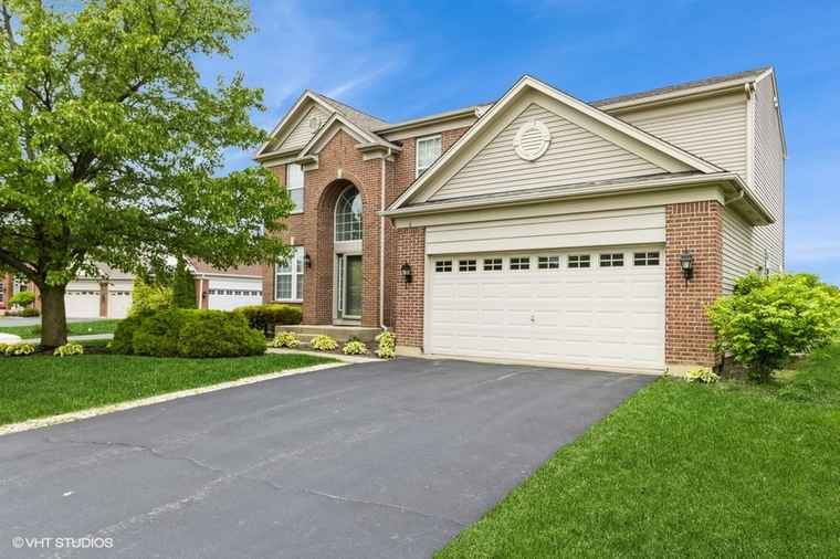 Photo of 6 Marigold Ln Algonquin, IL 60102