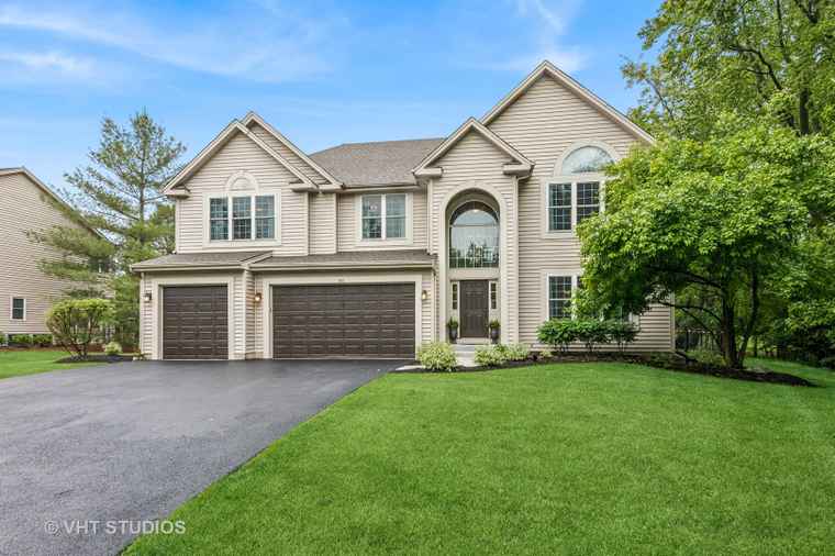 Photo of 900 Legacy Rdg Algonquin, IL 60102