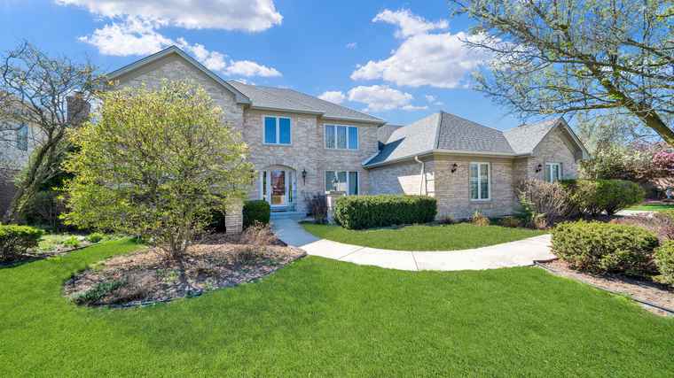 Photo of 13800 Mayflower Ln Orland Park, IL 60467