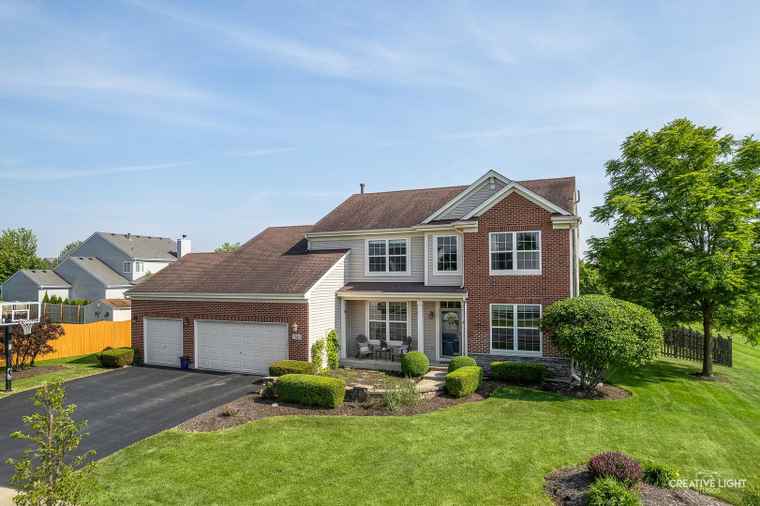 Photo of 25411 W Juniper Ct Plainfield, IL 60585