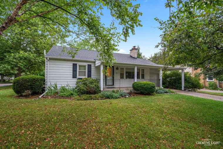 Photo of 99 Park St Oswego, IL 60543