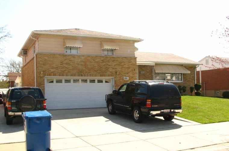 Photo of 1661 Channing Ct Melrose Park, IL 60160