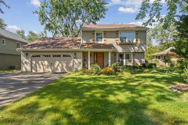 Photo of 486 Hiawatha Dr Carol Stream, IL 60188