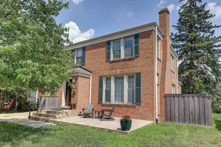 Photo of 509 S Brainard Ave La Grange, IL 60525
