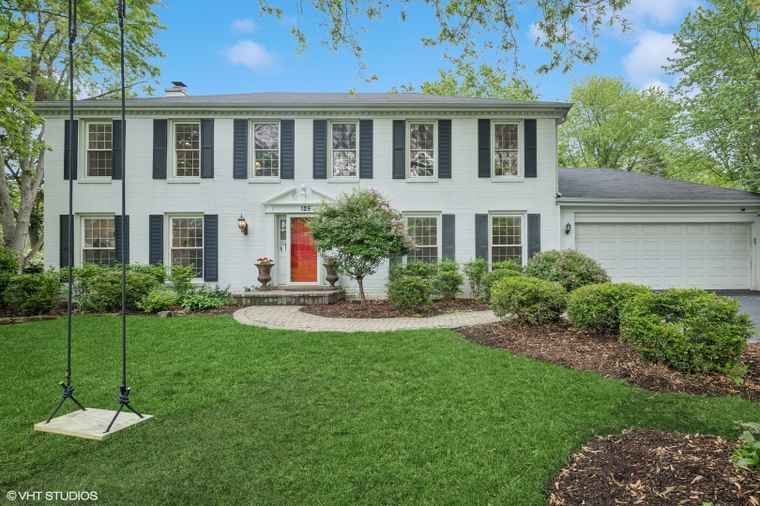 Photo of 125 Hilltop Ave Barrington, IL 60010