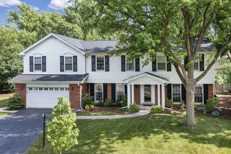 Photo of 2445 Cherry Ln Northbrook, IL 60062