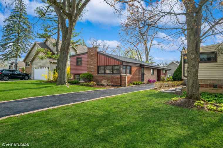 Photo of 1317 Ferndale Ave Highland Park, IL 60035