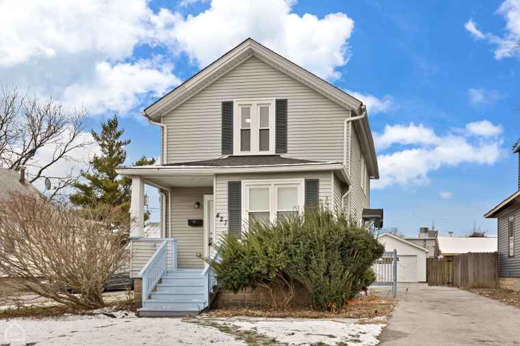 Photo of 427 E 161st Pl South Holland, IL 60473