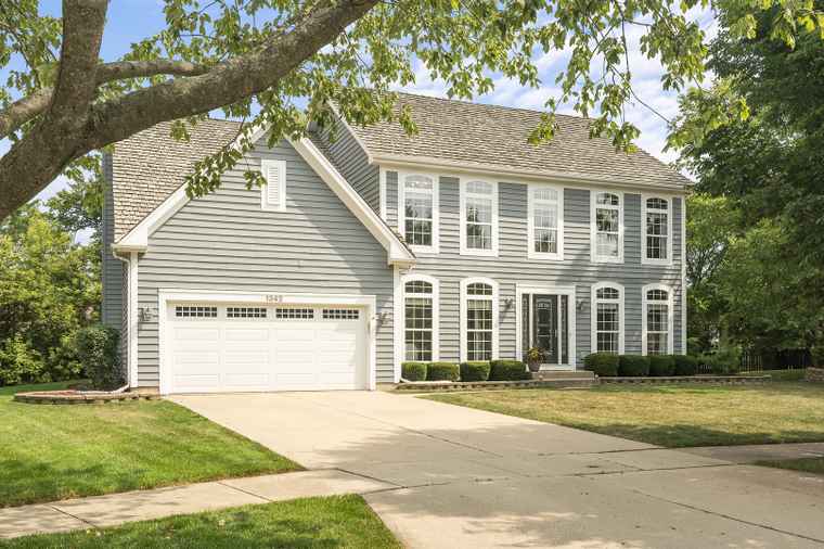 Photo of 1342 N Wellington Ct Palatine, IL 60067