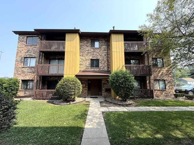 Photo of 1253 Cunningham Dr Unit 2W Calumet City, IL 60409