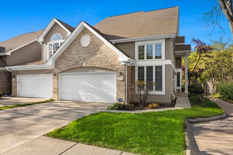 Photo of 715 Brookvale Dr Unit C Wheeling, IL 60090