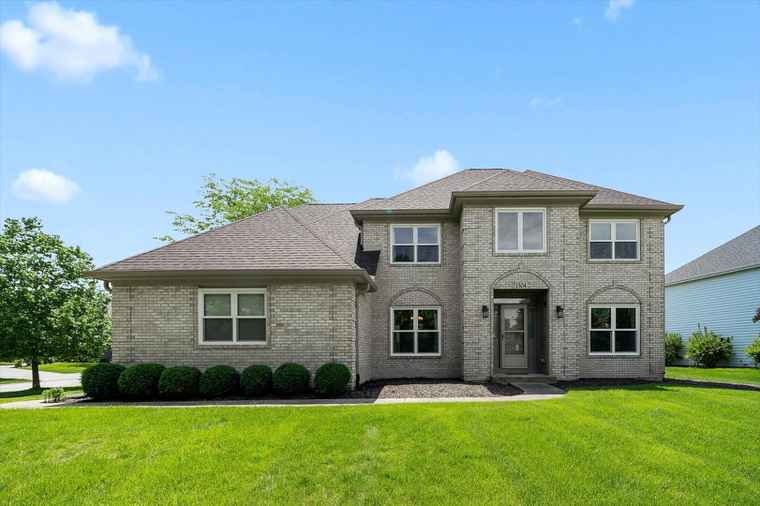 Photo of 1504 Orwell Rd Naperville, IL 60564