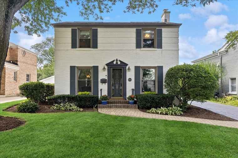 Photo of 4060 Hampton Ave Western Springs, IL 60558
