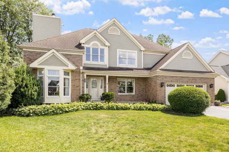 Photo of 1304 Sheffield Ct Carol Stream, IL 60188
