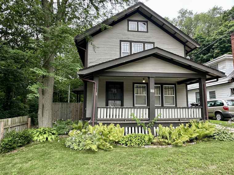 Photo of 418 Orchard Park Rockford, IL 61101