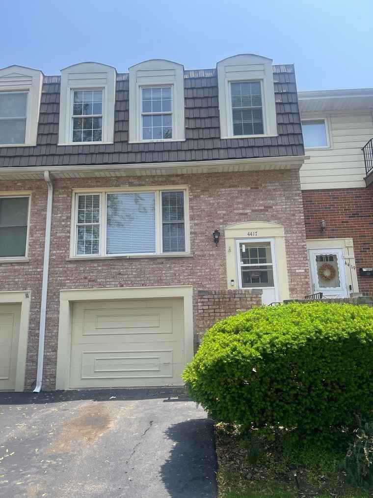 Photo of 4417 Forest Ave Brookfield, IL 60513
