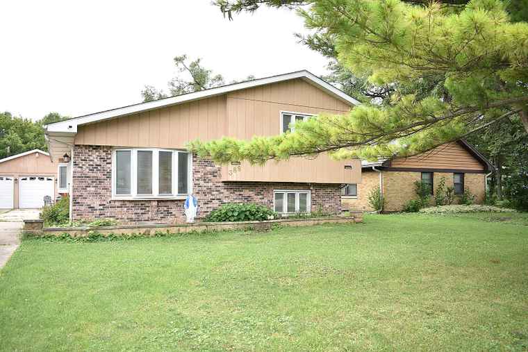 Photo of 388 Elmhurst St Wood Dale, IL 60191