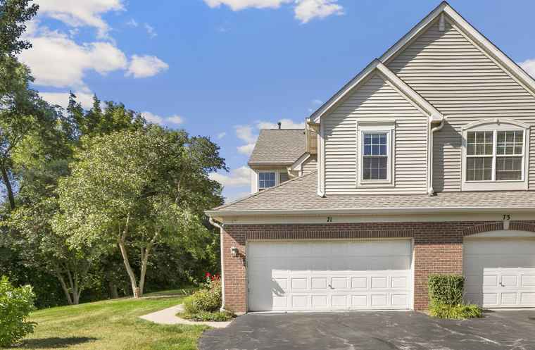 Photo of 71 Pimlico Ct Grayslake, IL 60030