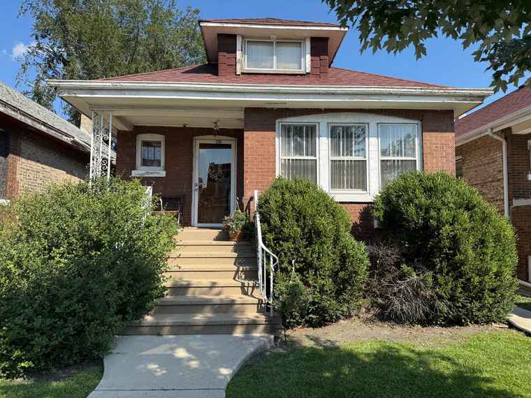 Photo of 2119 S 50th Ave Cicero, IL 60804