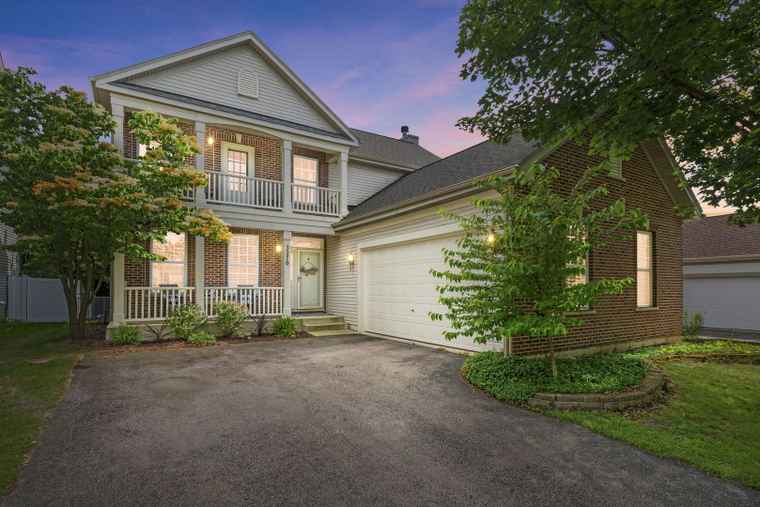 Photo of 3270 Larrabee Dr Geneva, IL 60134