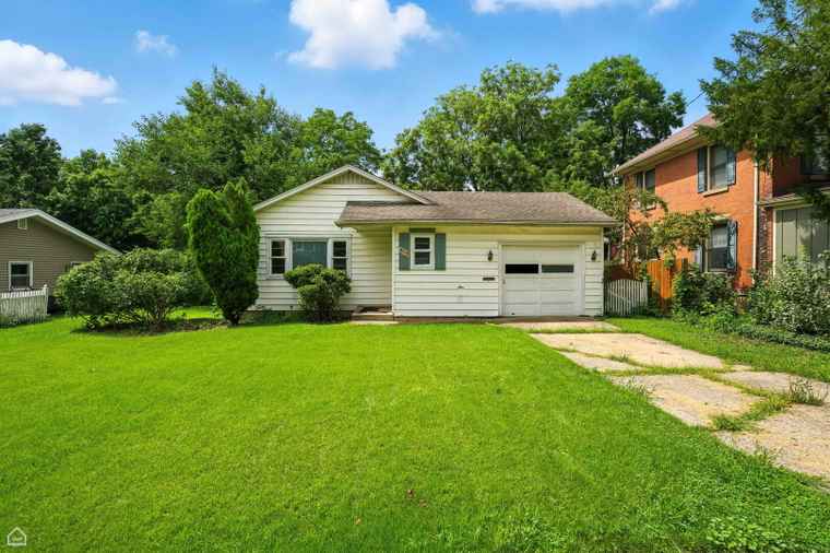 Photo of 515 S 5th Ave St. Charles, IL 60174