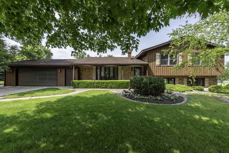 Photo of 3030 Wall Ave Waukegan, IL 60087