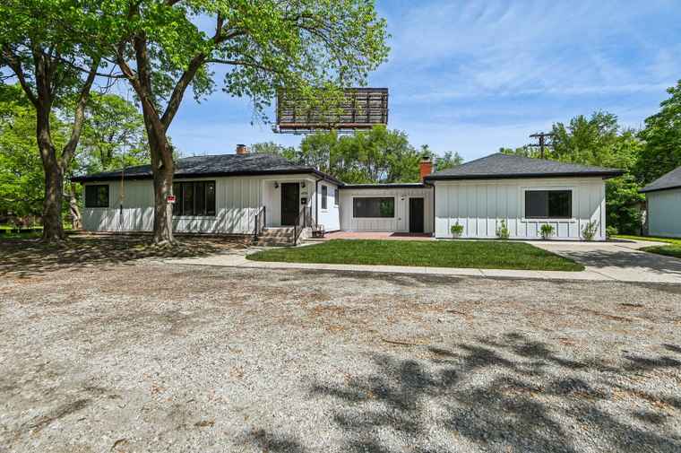 Photo of 15125 Stoney Island Ave Dolton, IL 60419