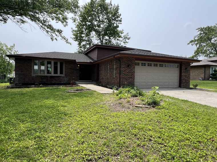Photo of 6047 Elm Ln Matteson, IL 60443