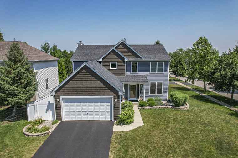 Photo of 24333 W Walnut Cir Plainfield, IL 60585