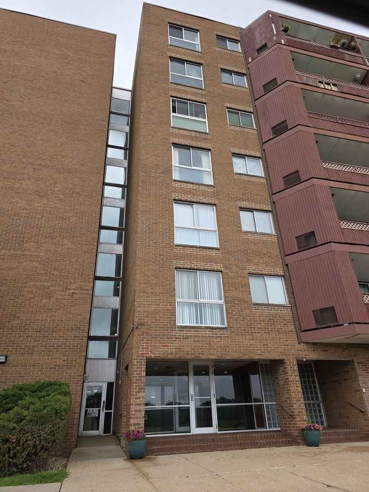 Photo of 100 Park Ave #402 Calumet City, IL 60409