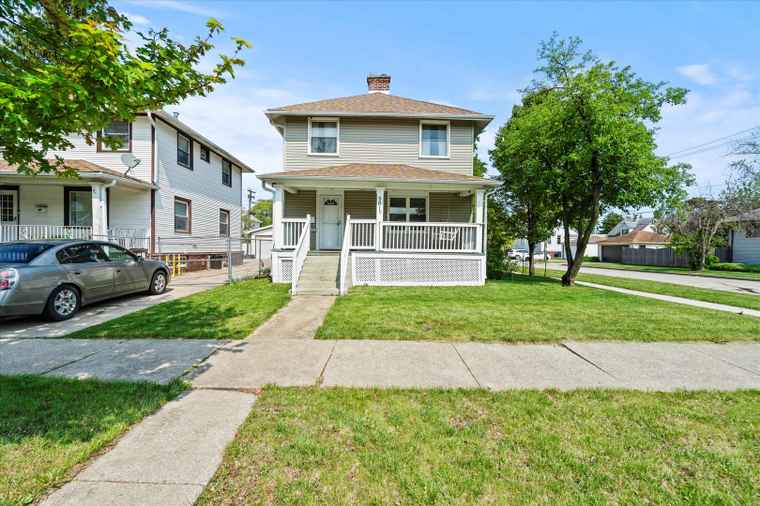 Photo of 501 N 2nd Ave Maywood, IL 60153