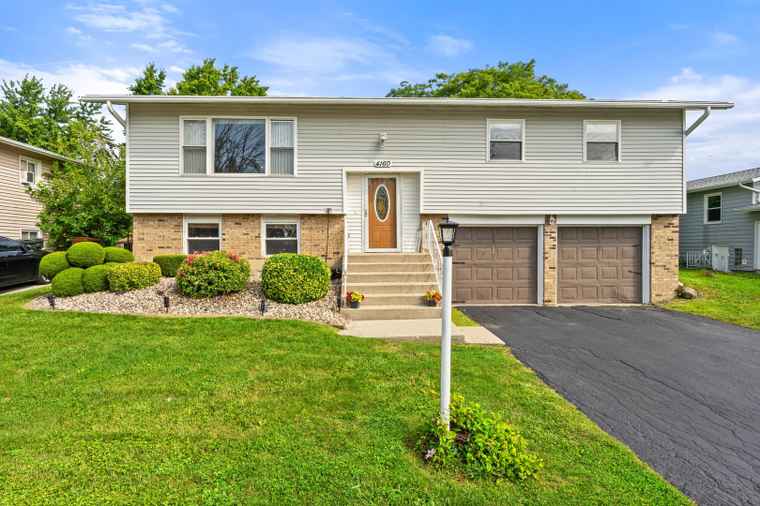 Photo of 4160 188th St Country Club Hills, IL 60478