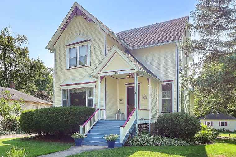 Photo of 130 Sophia St West Chicago, IL 60185