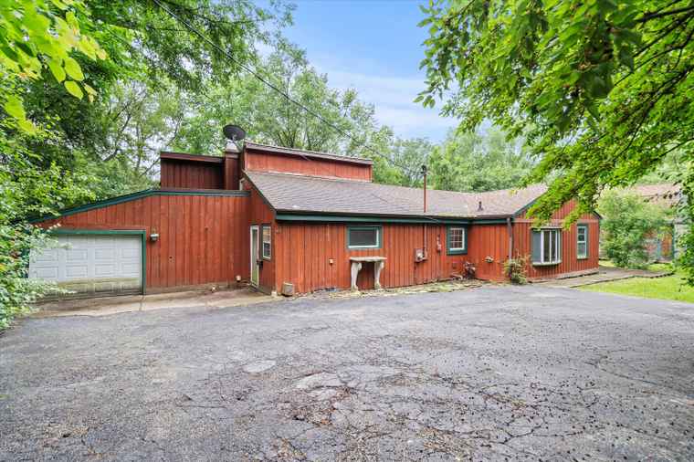 Photo of 9303 119th St W Palos Park, IL 60464