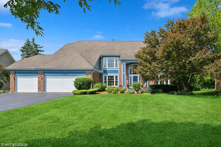 Photo of 2122 Birchwood Ln Buffalo Grove, IL 60089