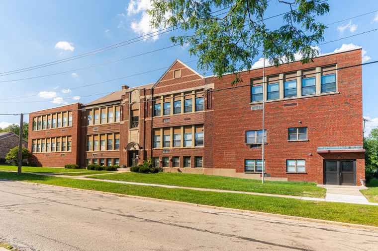 Photo of 530 E Highland Ave Unit B-5 Villa Park, IL 60181