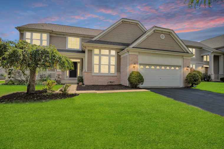 Photo of 2652 Bainbridge Blvd West Chicago, IL 60185