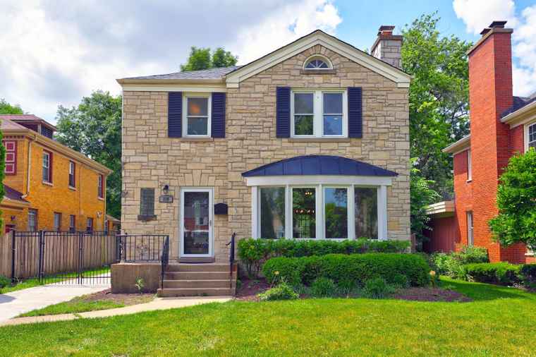 Photo of 1530 Ashland Ave River Forest, IL 60305