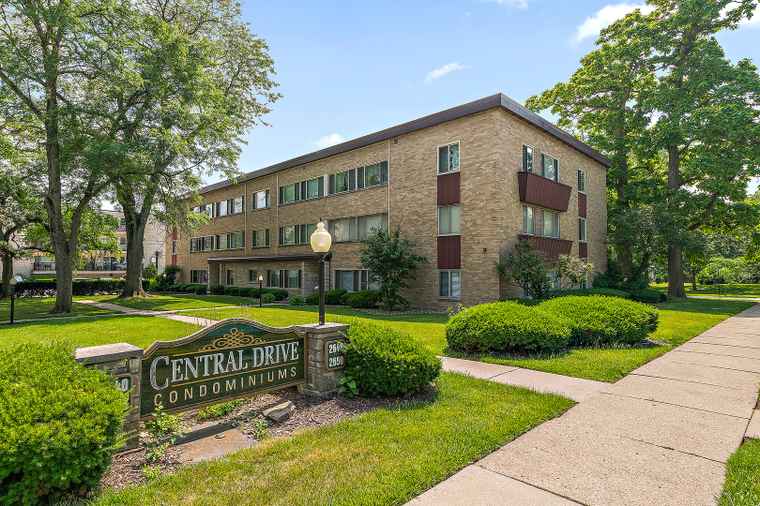 Photo of 2648 Central Dr Unit GN Flossmoor, IL 60422