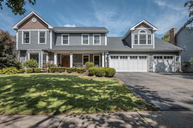 Photo of 913 Turnbridge Cir Naperville, IL 60540