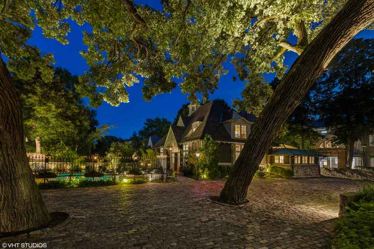 Photo of 1319 Forest Ave Evanston, IL 60201