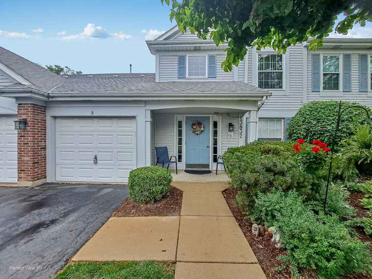 Photo of 13832 S Balsam Ln Unit B Plainfield, IL 60544