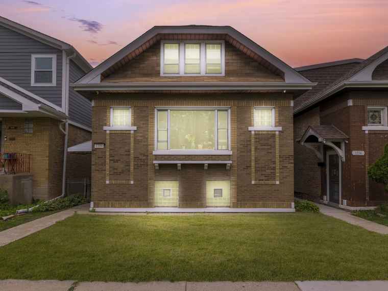 Photo of 1336 Cuyler Ave Berwyn, IL 60402