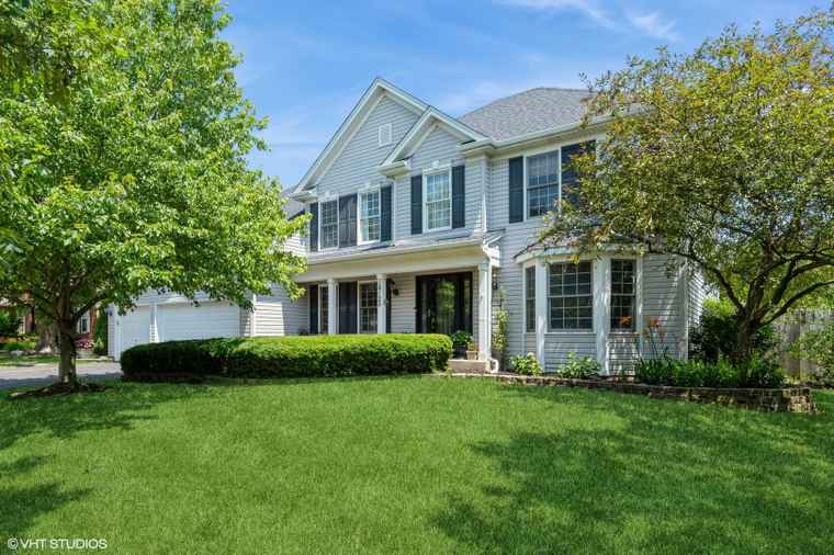 Photo of 16125 Fairfield Dr Plainfield, IL 60586