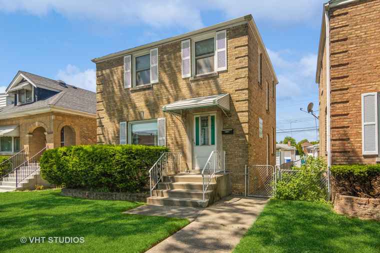 Photo of 3426 N Oconto Ave Chicago, IL 60634