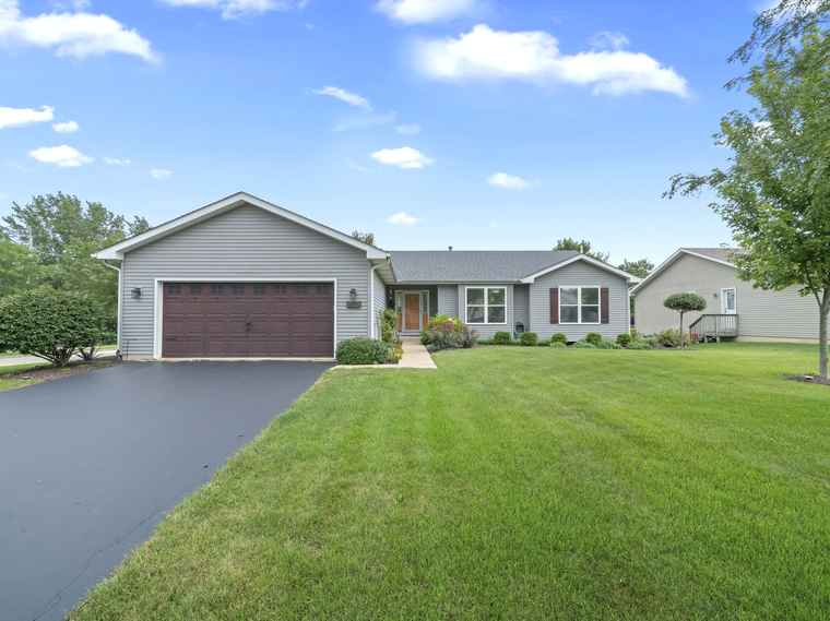 Photo of 2108 Kingsmill St Yorkville, IL 60560