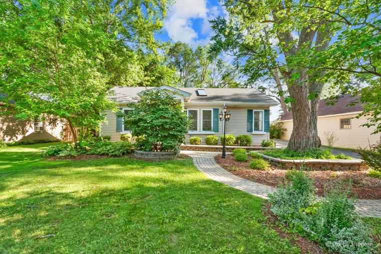Photo of 116 Deer Path Rd Lake In The Hills, IL 60156