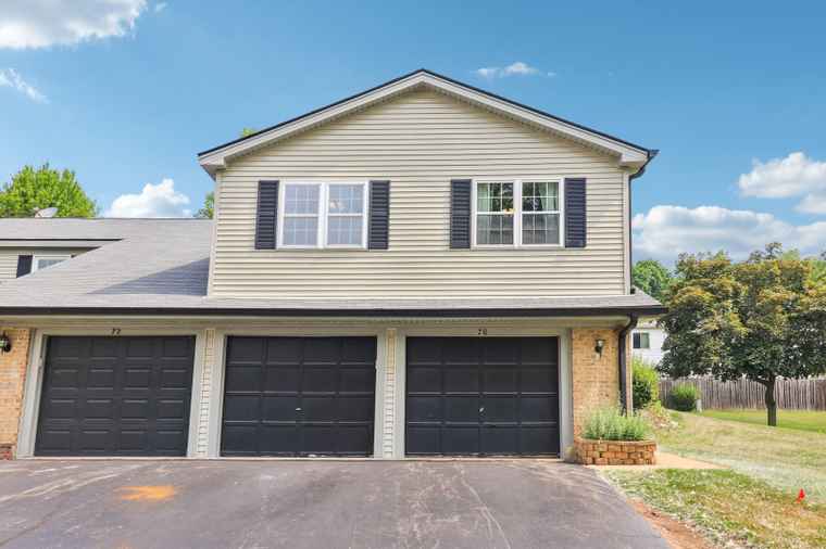 Photo of 70 Linden Ct #70 Cary, IL 60013