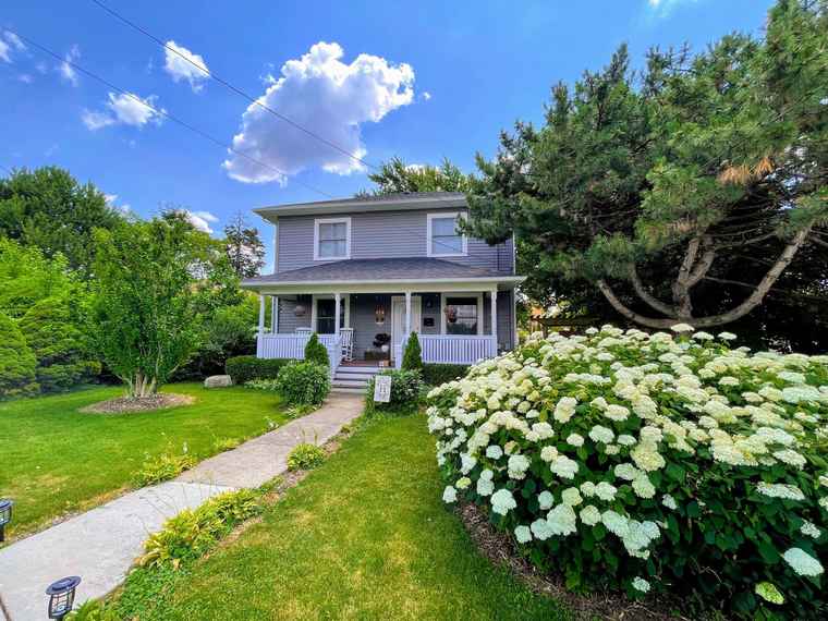 Photo of 614 Mccarthy Rd Lemont, IL 60439